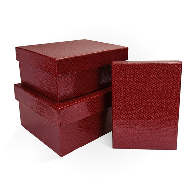 Д10103П.423 Набор подарочных коробок 3 в 1 бумага тисненая 190х150х90 бордовый