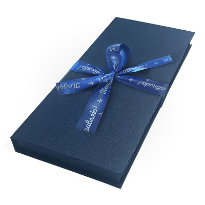 Д10303П.027/Л Подарочная коробка ДЛЯ ДЕНЕГ с бантом,тиснение ЛЕН, 172х83х16,синий/лого