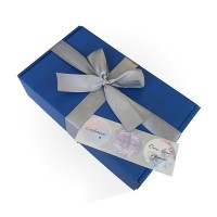 Д20204.0015 Коробка с лентой+наклейка 225х135х55 синий